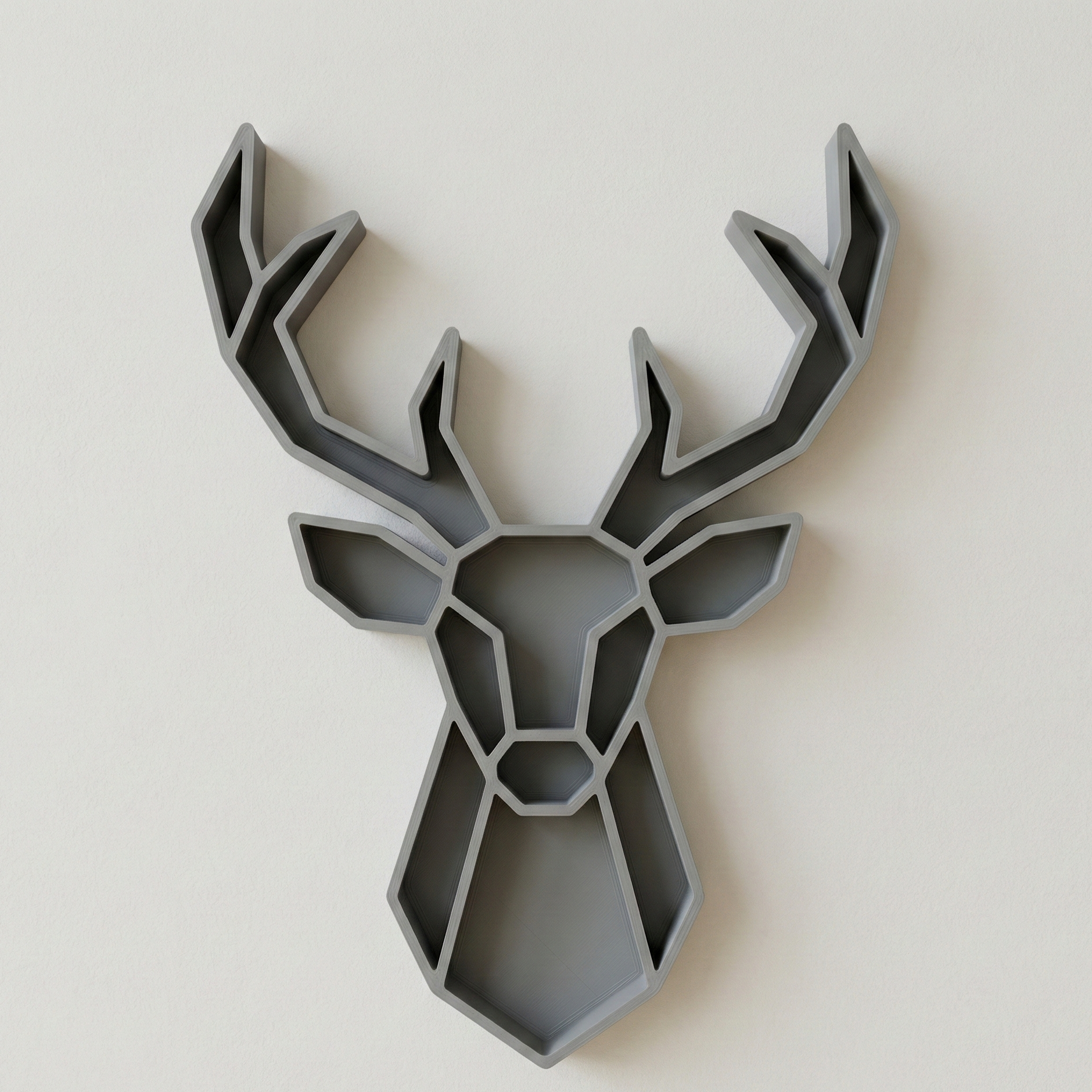 Geometryczny Jeleń 3D – Gotowa Artystyczna Dekoracja z Mchem
